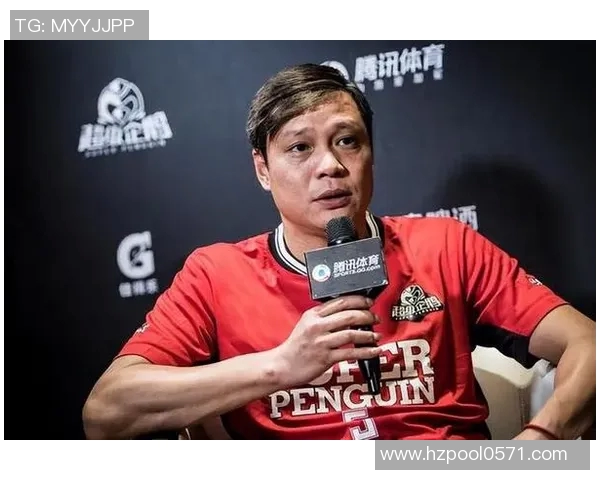 杜锋正式上任新岗位足协官宣跨界足球范志毅送上祝福